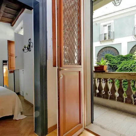Elegant And Calm In Campo Dei Fiori * ローマ